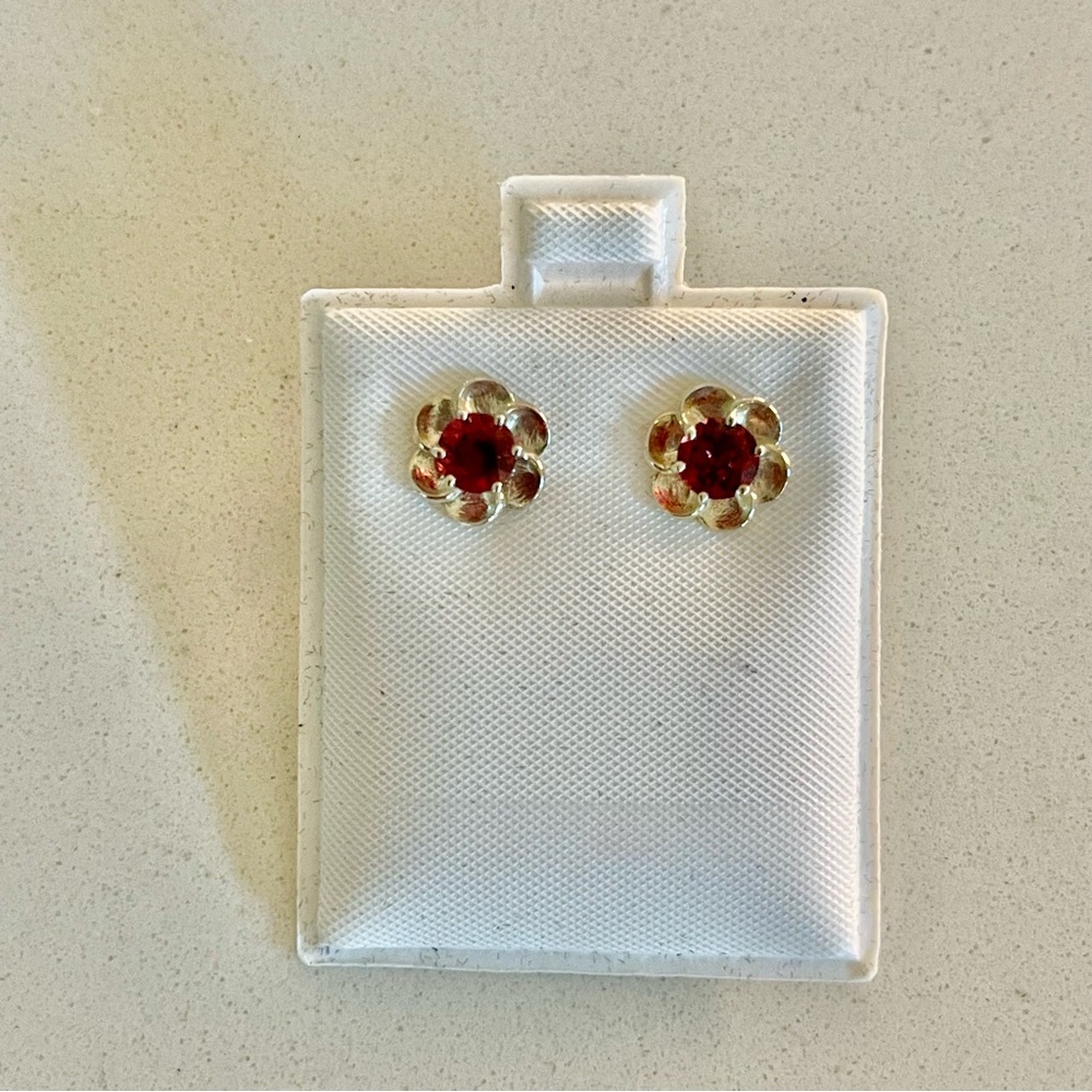 Sterling Silver 925 Mozambique Garnet earrings